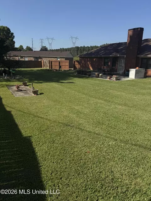 Exterior - 6530 Cedarwood Dr, Jackson, MS 39213 photo 4 of 4