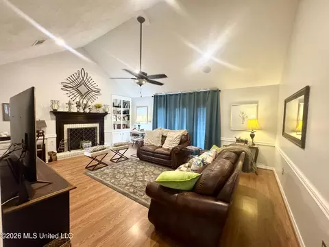 Living - 126 Sumac Dr, Madison, MS 39110 photo 1 of 2