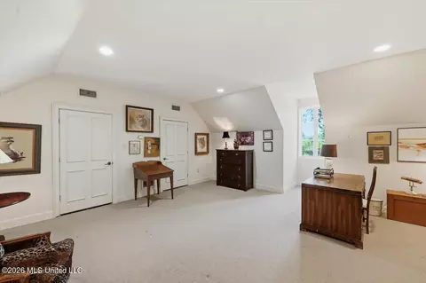 Other - 146 Ridge Dr, Jackson, MS 39216 photo 5 of 7