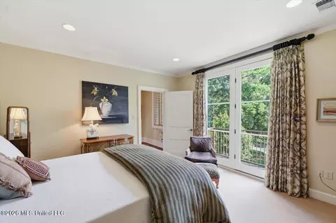 Bedroom - 146 Ridge Dr, Jackson, MS 39216 photo 2 of 3