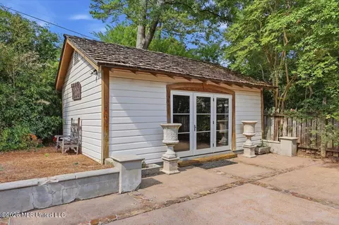 Other - 146 Ridge Dr, Jackson, MS 39216 photo 6 of 7