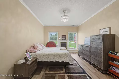 Bedroom - 4019 Victoria Dr, Nesbit, MS 38651 photo 1 of 7