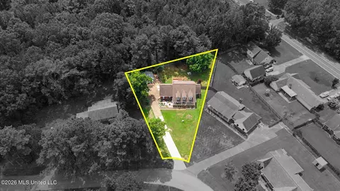 View/Area - 4019 Victoria Dr, Nesbit, MS 38651 photo 2 of 9