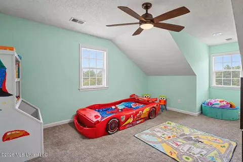 Bedroom - 4019 Victoria Dr, Nesbit, MS 38651 photo 2 of 5