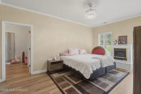 Bedroom - 4019 Victoria Dr, Nesbit, MS 38651 photo 2 of 7