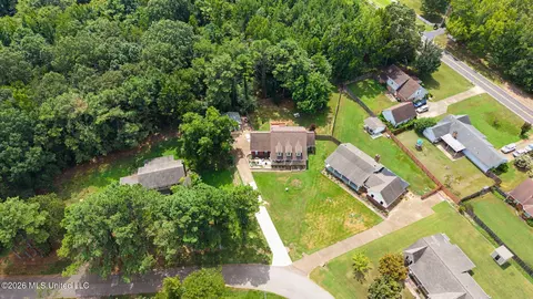 View/Area - 4019 Victoria Dr, Nesbit, MS 38651 photo 3 of 9