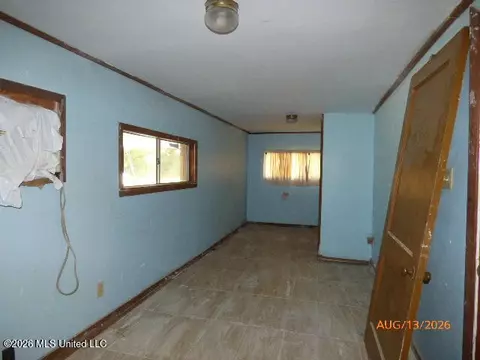 Other - 9 Ray St, Natchez, MS 39120 photo 6 of 10