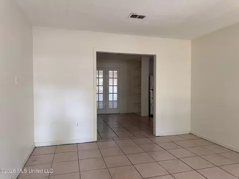 Living - 3534 Wheatley St, Jackson, MS 39212 photo 2 of 2