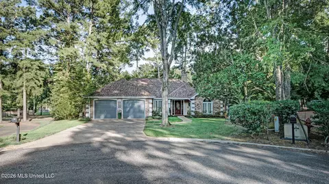 Exterior - 212 Overton Ct, Madison, MS 39110 photo 1 of 8