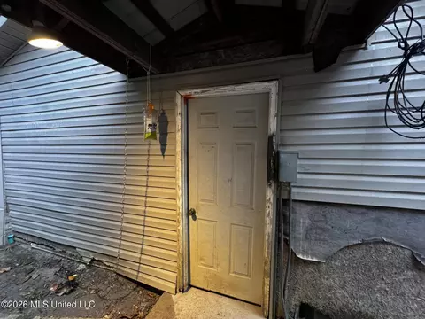 Exterior - 16403 Omar Blvd, Biloxi, MS 39532 photo 8 of 9