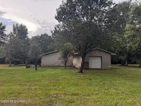 Exterior - 16403 Omar Blvd, Biloxi, MS 39532 photo 9 of 9