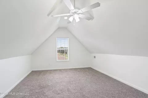 Bedroom - 1090 Fawn Dr, Hernando, MS 38632 photo 2 of 2