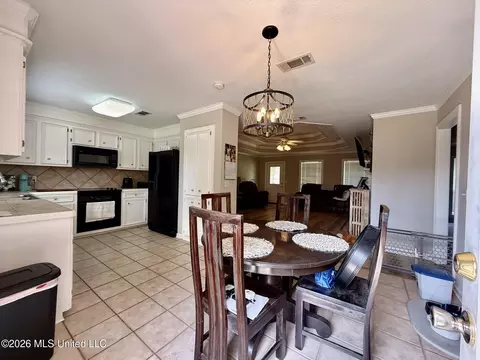 Other - 895 Windward Dr, Richland, MS 39218 photo 1 of 4