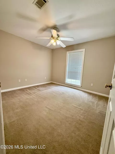 Bedroom - 895 Windward Dr, Richland, MS 39218 photo 3 of 4