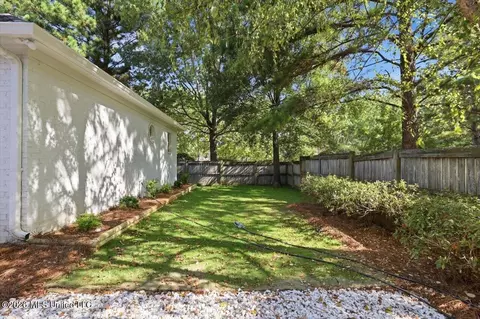 Exterior - 120 Hampton Chase, Madison, MS 39110 photo 9 of 11