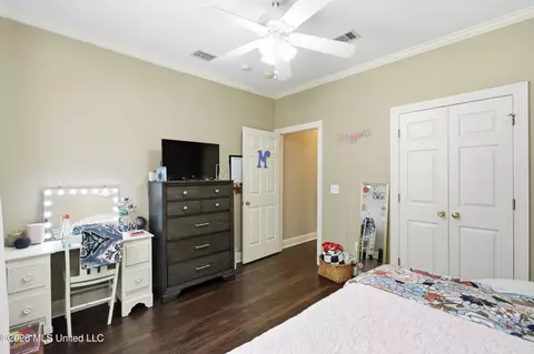 Bedroom - 308 Windy Ridge Dr, Brandon, MS 39042 photo 4 of 6