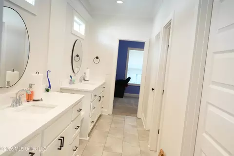 Entry Way - 162 Coventry Ln, Canton, MS 39046 photo 1 of 6