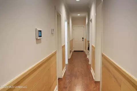 Entry Way - 162 Coventry Ln, Canton, MS 39046 photo 4 of 6