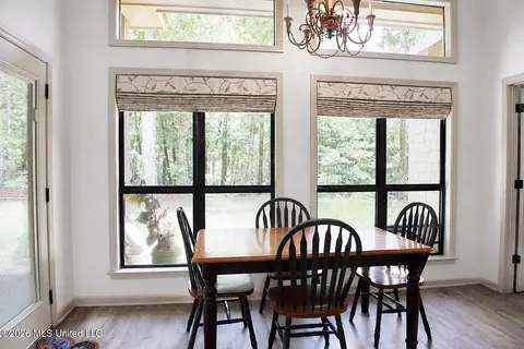 Dining - 4384 Susan Ln, Hernando, MS 38632 photo 1 of 1