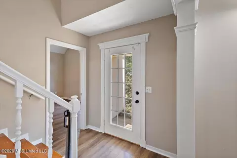 Entry Way - 123 Hanover Dr, Brandon, MS 39047 photo 6 of 6