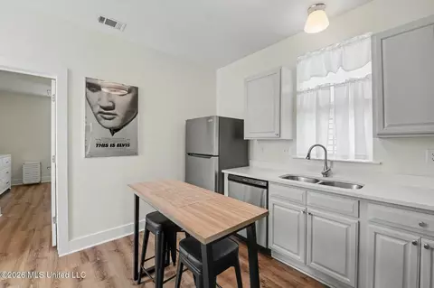 Other - 215 E 2nd St #30, Pass Christian, MS 39571 photo 5 of 10