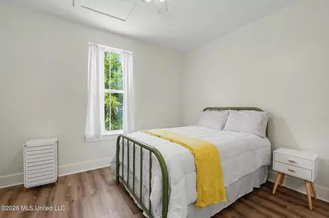 Bedroom - 215 E 2nd St #30, Pass Christian, MS 39571 photo 1 of 6