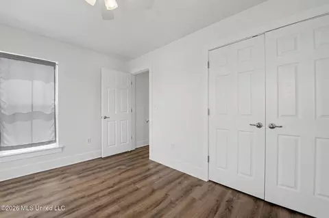 Bedroom - 215 E 2nd St #30, Pass Christian, MS 39571 photo 4 of 6