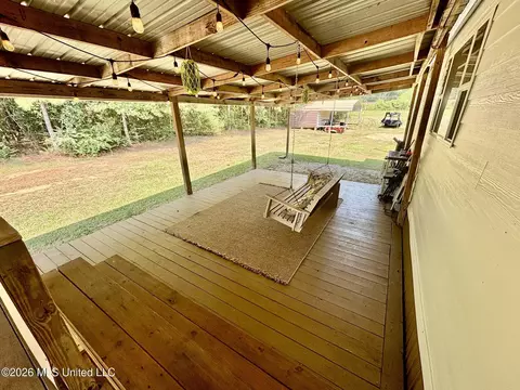 Exterior - 1014 Diane Cir, Summit, MS 39666 photo 6 of 6