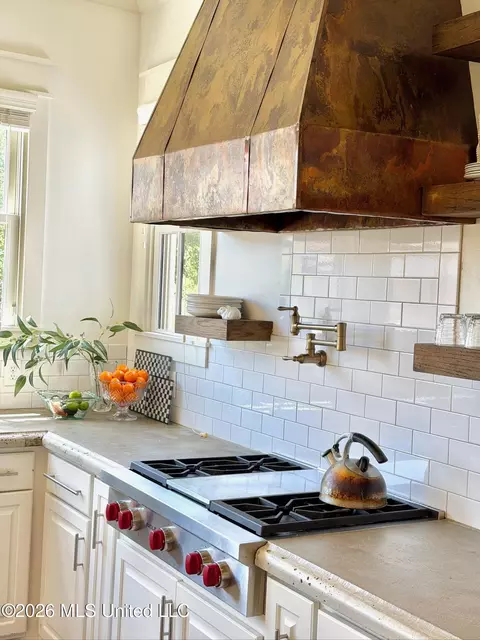 Kitchen - 115 Republic St, Madison, MS 39110 photo 6 of 10