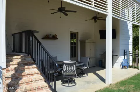 Exterior - 115 Republic St, Madison, MS 39110 photo 7 of 9
