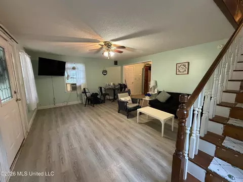 Living - 859 Mill St, Lucedale, MS 39452 photo 3 of 3