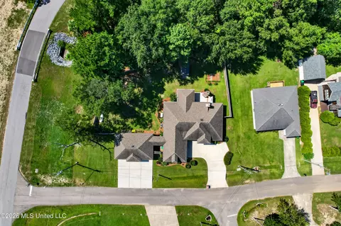 View/Area - 643 Apelehama Rd, Diamondhead, MS 39525 photo 2 of 9