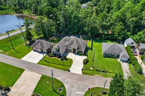 View/Area - 643 Apelehama Rd, Diamondhead, MS 39525 photo 5 of 9