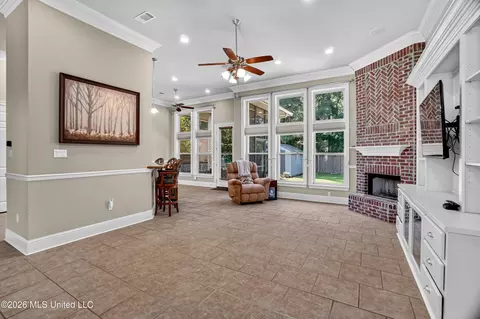 Living - 643 Apelehama Rd, Diamondhead, MS 39525 photo 2 of 3
