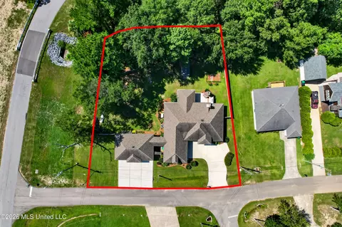 View/Area - 643 Apelehama Rd, Diamondhead, MS 39525 photo 3 of 9