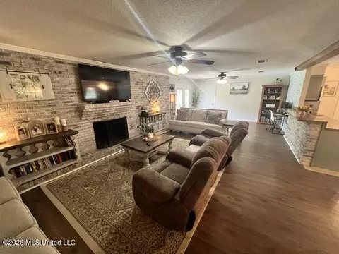 Living - 14305 Timber Ridge Dr, Moss Point, MS 39562 photo 1 of 6
