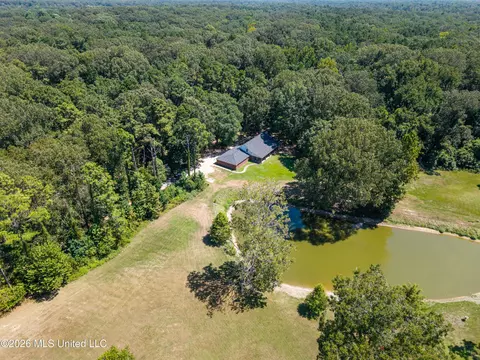 Other - 8 Freedom Rd, Natchez, MS 39120 photo 1 of 6