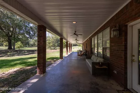 Exterior - 8 Freedom Rd, Natchez, MS 39120 photo 3 of 3