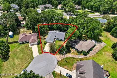 View/Area - 8717 Pine Ridge Blvd, Diamondhead, MS 39525 photo 3 of 8