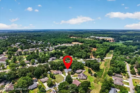 View/Area - 8717 Pine Ridge Blvd, Diamondhead, MS 39525 photo 7 of 8