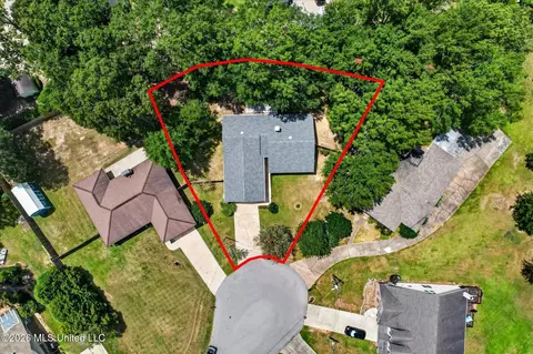View/Area - 8717 Pine Ridge Blvd, Diamondhead, MS 39525 photo 1 of 8