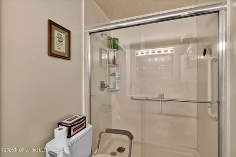Bath - 8717 Pine Ridge Blvd, Diamondhead, MS 39525 photo 4 of 4