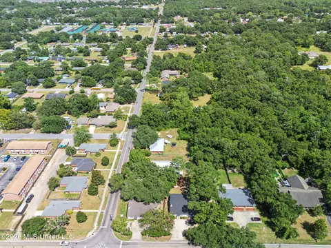 View/Area - 5596 Daugherty Rd #A, Long Beach, MS 39560 photo 2 of 3