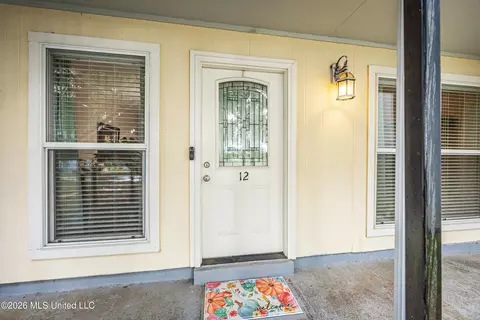 3230 Cumberland Rd #12, Ocean Springs, MS 39564