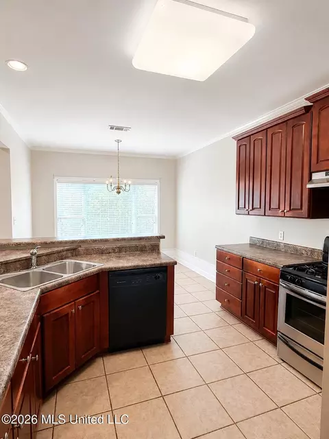 Kitchen - 151 Saint James, Grenada, MS 38901 photo 2 of 2