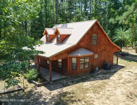 Exterior - 203 Pine Rdg, Pope, MS 38658 photo 2 of 25