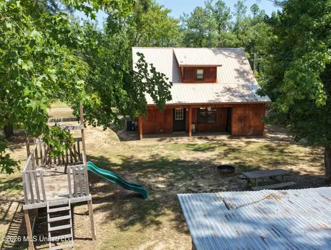 Exterior - 203 Pine Rdg, Pope, MS 38658 photo 6 of 25