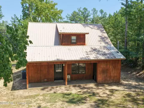 Exterior - 203 Pine Rdg, Pope, MS 38658 photo 8 of 25
