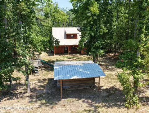 Exterior - 203 Pine Rdg, Pope, MS 38658 photo 4 of 25