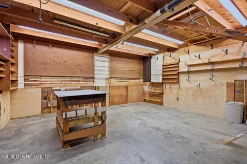 Other - 144 Colonial Cir, Jackson, MS 39211 photo 11 of 13